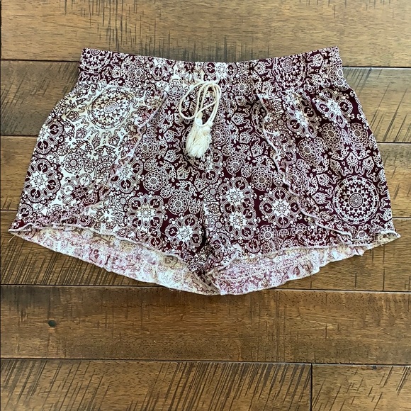 No Boundaries Pants - No Boundaries Shorts Size Junior Medium (7-9)
